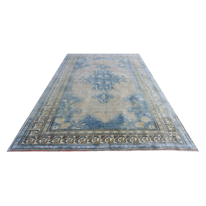 17382 Handwoven Vintage Rug 5’2 x 7’1