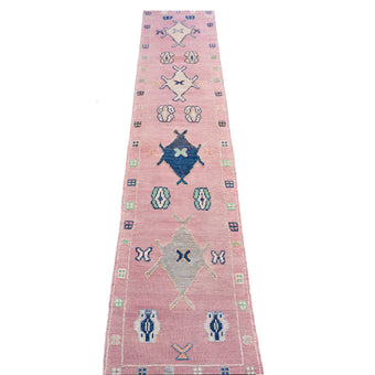 17385 Handwoven Rug 2'9 x 15’6