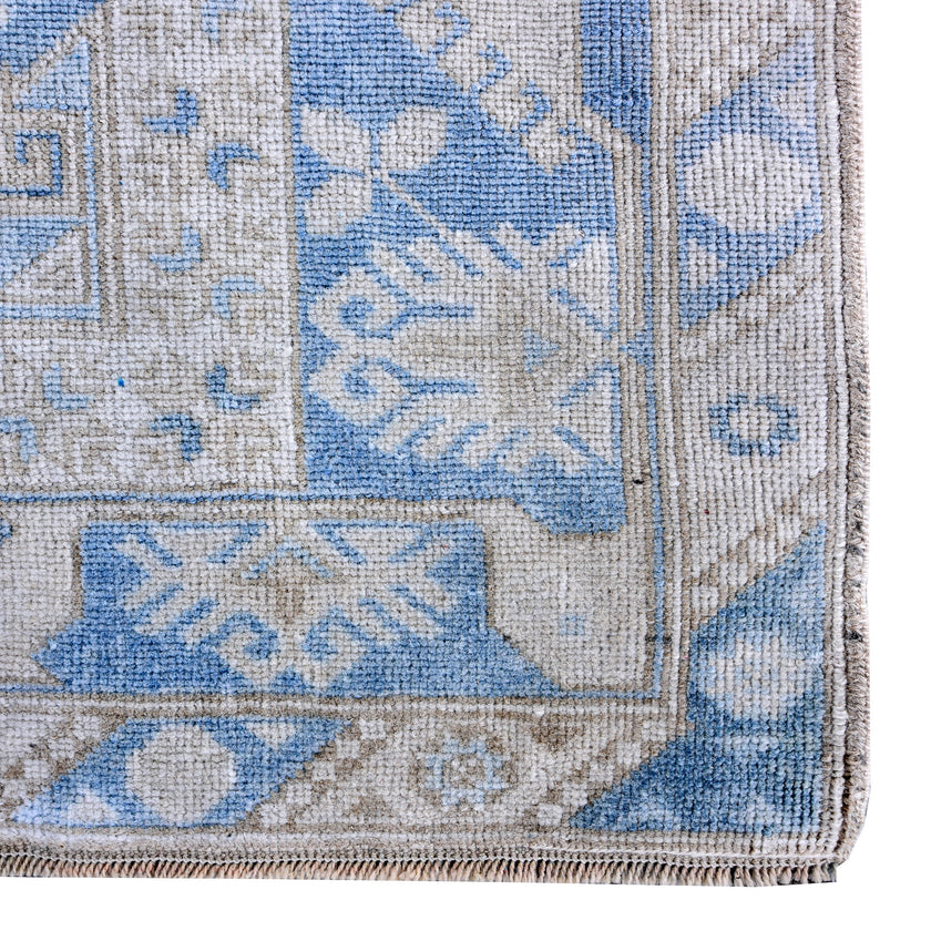 17406 Handwoven Vintage Rug 6’6 x 9’8