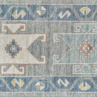 17456 Handwoven Rug 2'10 x 16’1