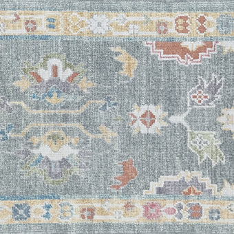 17473 Handwoven Rug 2'9 x 10’7