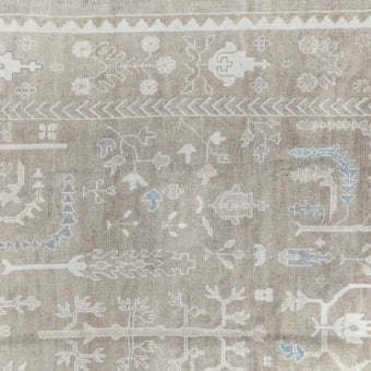 17518 Handwoven Rug 10’5 x 14’2