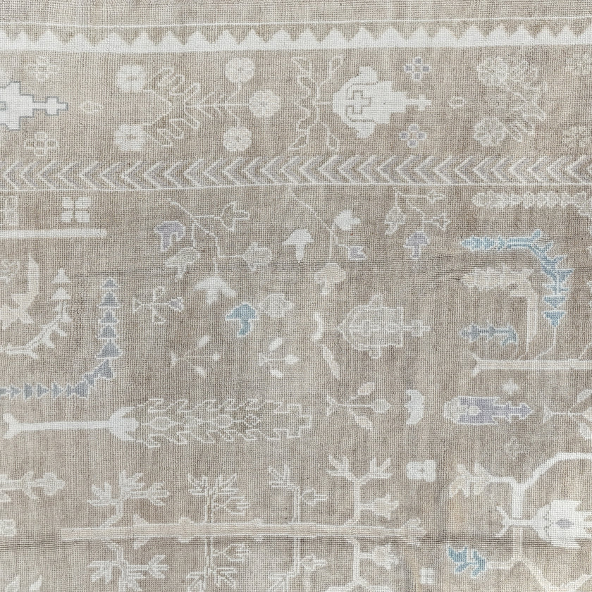 17518 Handwoven Rug 10’5 x 14’2