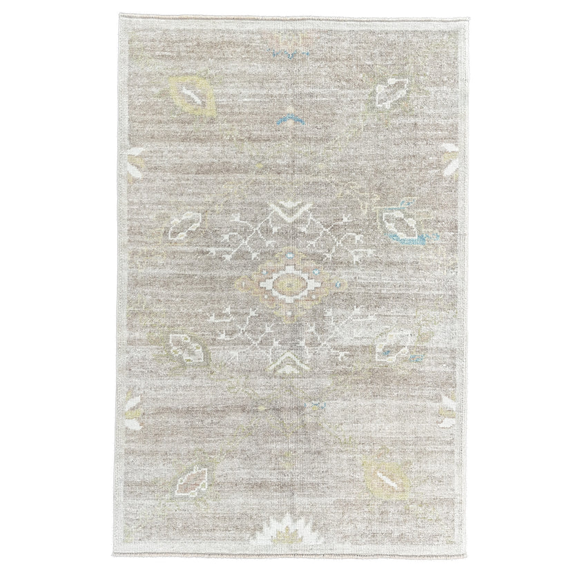 17523 Handwoven Rug 4x6’1