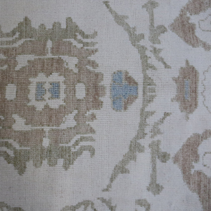 17632 Handwoven Rug 8’2x10