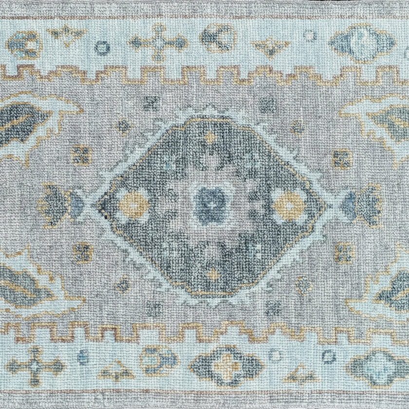 17645 Handwoven Rug 2’8x7’8