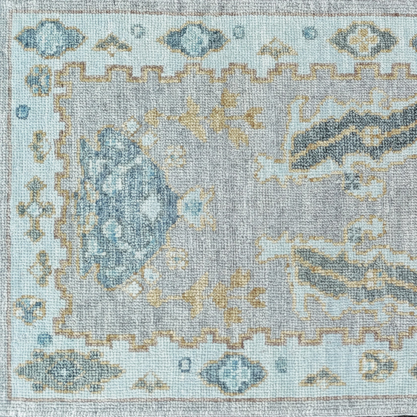 17645 Handwoven Rug 2’8x7’8