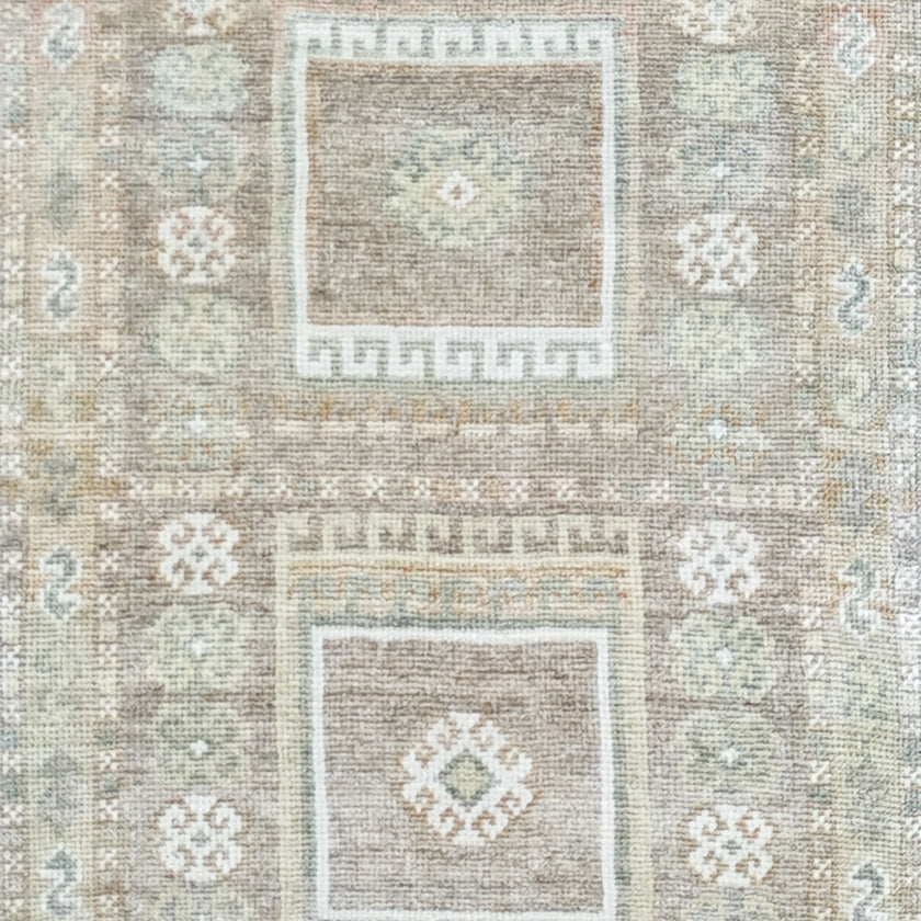 17726 Handwoven Vintage Rug 2’5 x 6’5