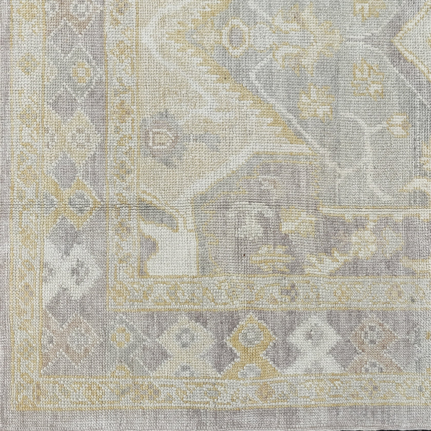 17732 Handwoven Rug 5’1 x 6’8