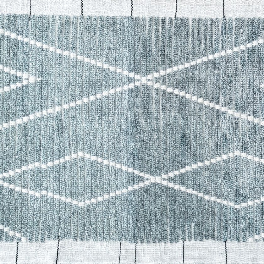17736 Handwoven Rug 2’7 x 13’7