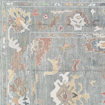 17745 Handwoven Rug 9’1 x 11’5