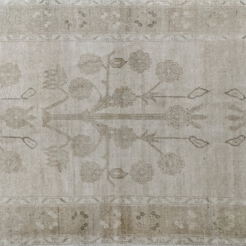 17748 Handwoven Vintage Rug 3’3 x 9’1