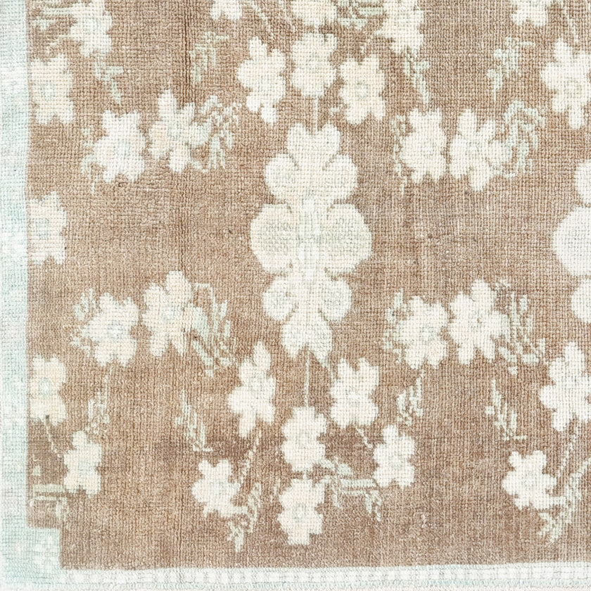 17756 Handwoven Vintage Rug 2'9 x 5’9 ON HOLD KE