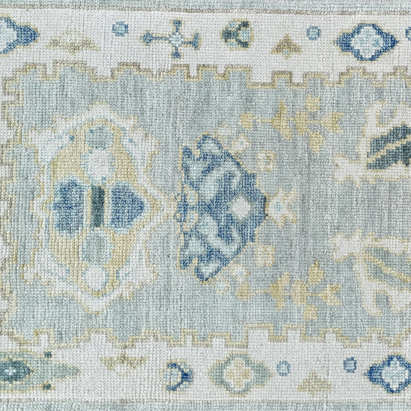 17759 Handwoven Rug 2’7x8’11