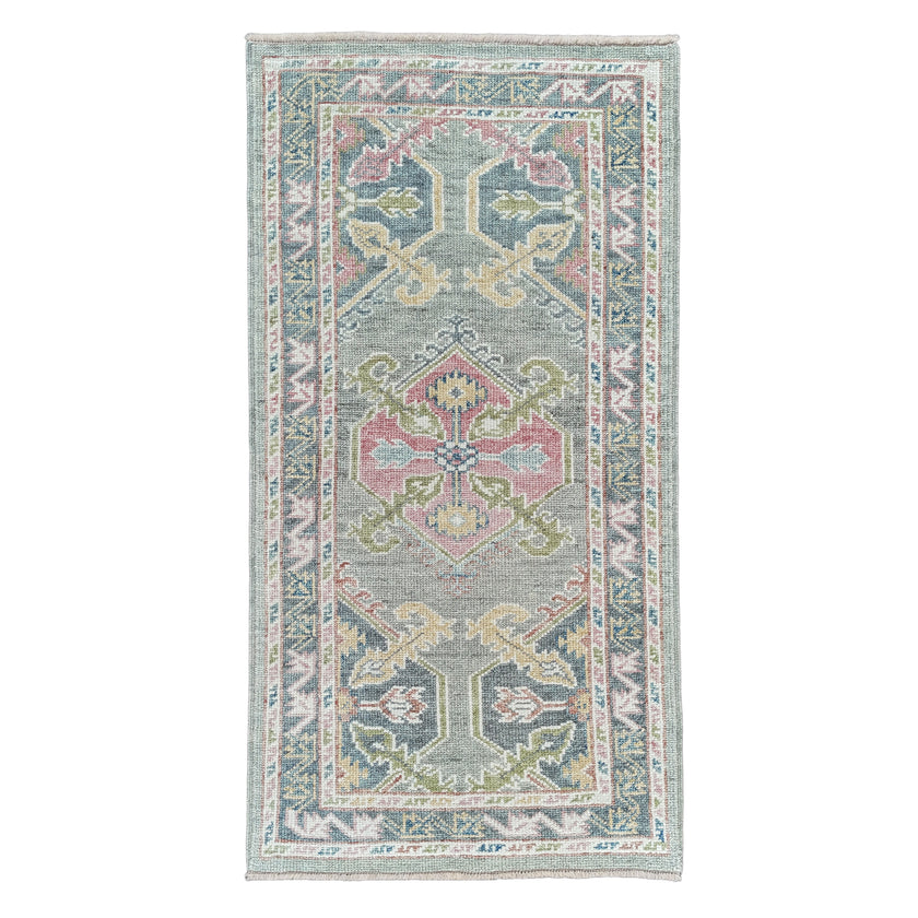 17760 Handwoven Rug 2’8x5'2