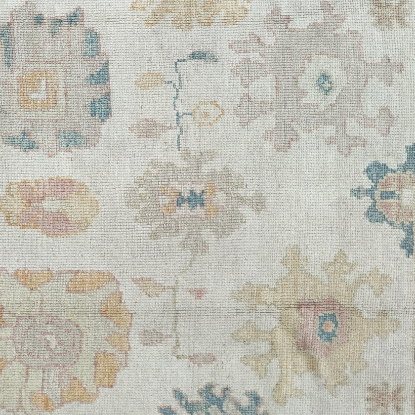 17775 Handwoven Rug 4'10 x 7’4
