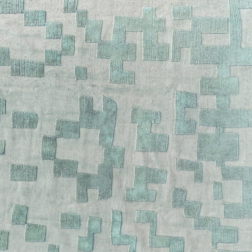 17780 Handwoven Rug 8’6 x 12’5