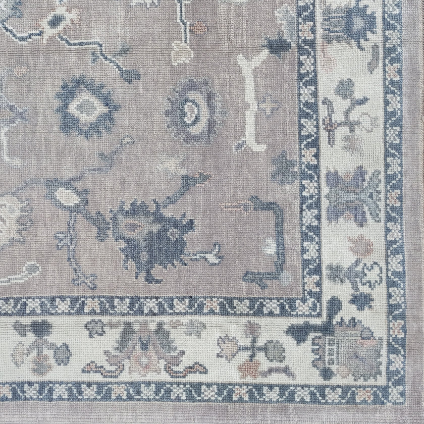 17796 Handwoven Rug 5 x 6’10