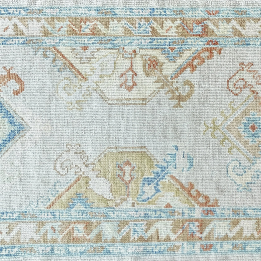 17815 Handwoven Rug 2’10x11'4