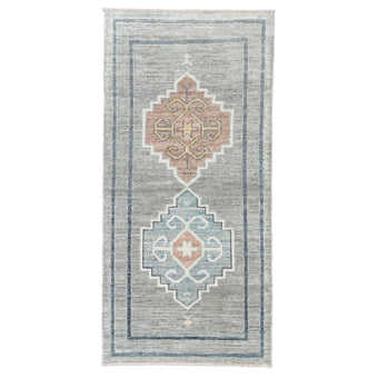 17820 Handwoven Rug 2'10 x 5’10
