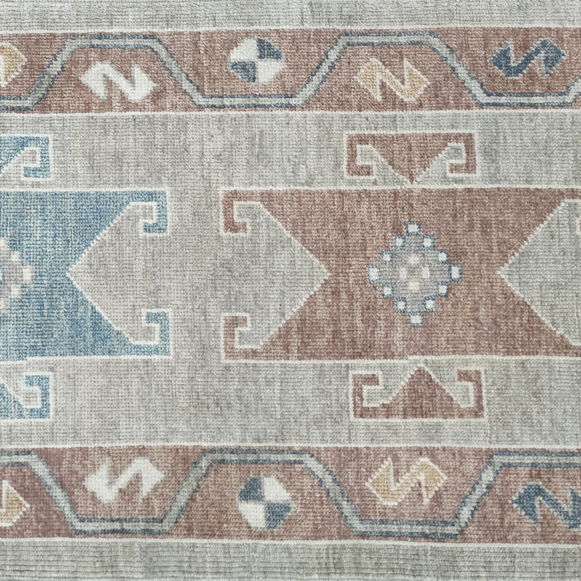 17830 Handwoven Rug 3'2 x 17