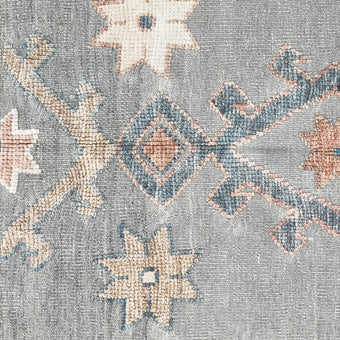 17917 Handwoven Rug 3’2 x 5