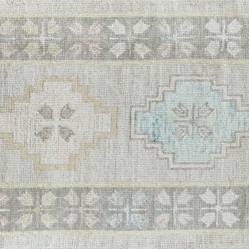 17932 Handwoven Rug 2’9 x 10’1