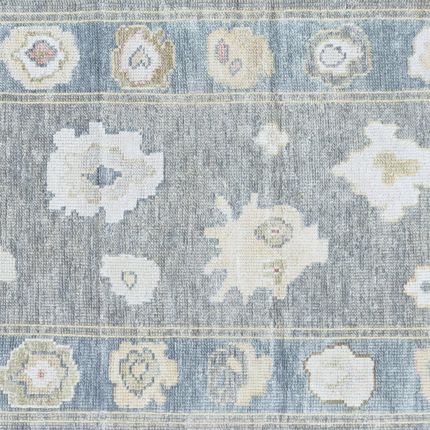 17935 Handwoven Rug 2'9 x 9’5
