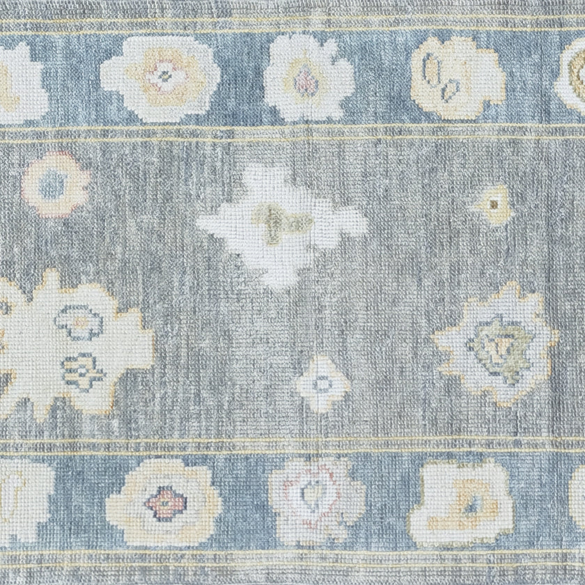 17935 Handwoven Rug 2'9 x 9’5