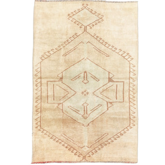 17943 Handwoven Vintage Rug 2'10 x 4’2