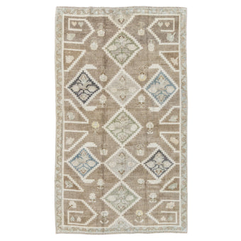 18033 Handwoven Rug 5'3 x 8'10