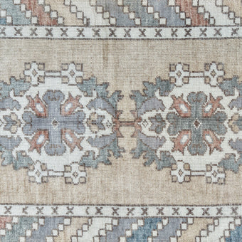 18070 Handwoven Rug 3'1 x 10'2