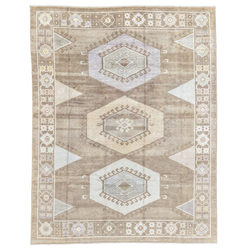 18172 Handwoven Rug 8'4 x 10'7