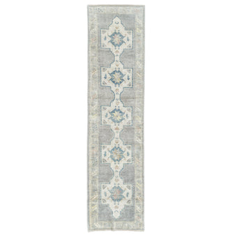18179 Handwoven Rug 2'11 x 11'5