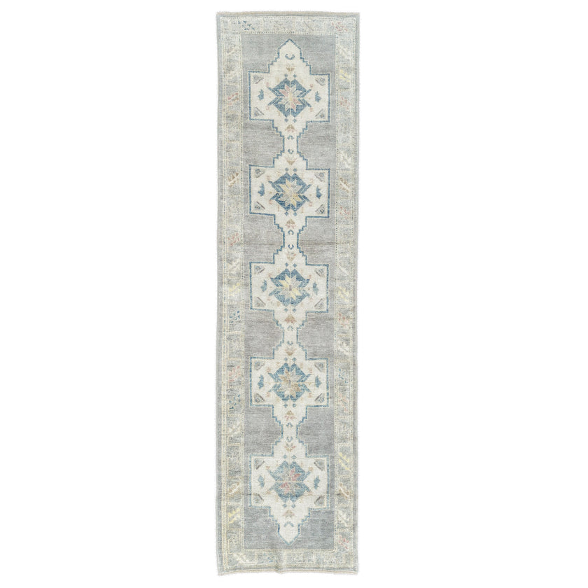 18179 Handwoven Rug 2'11 x 11'5