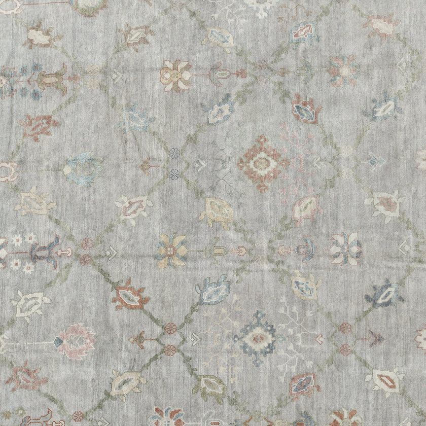 18186 Handwoven Rug 9'9 x 13'8