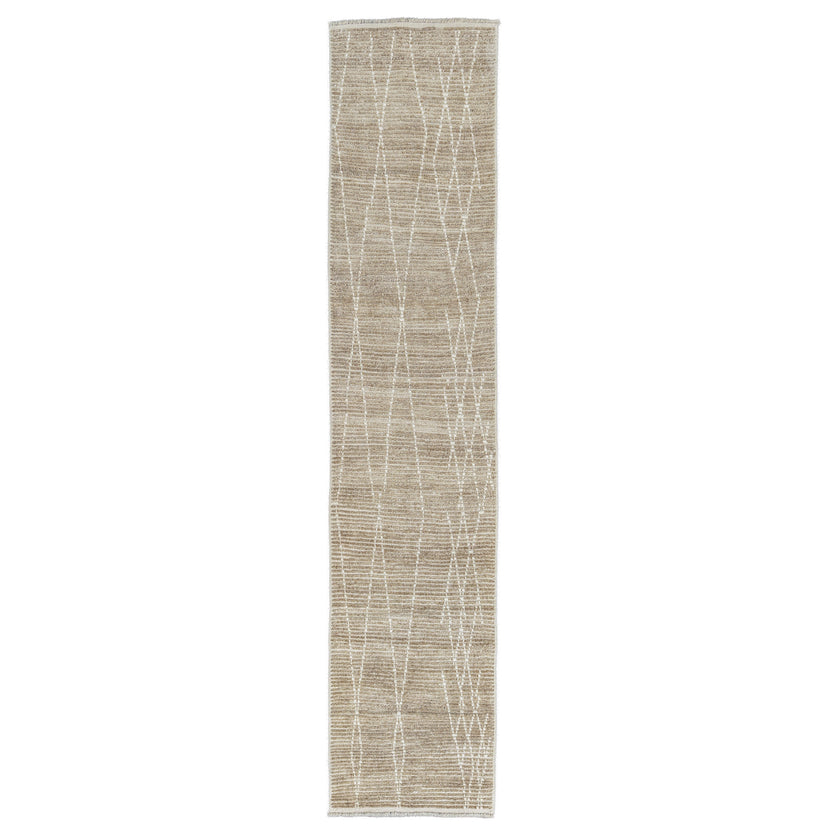 18199 Handwoven Rug 2'7 x 12'3