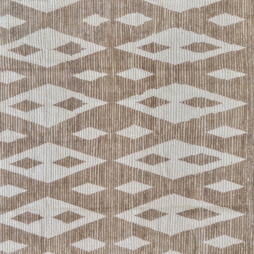 18228 Handwoven Rug 9'9 x 13'8