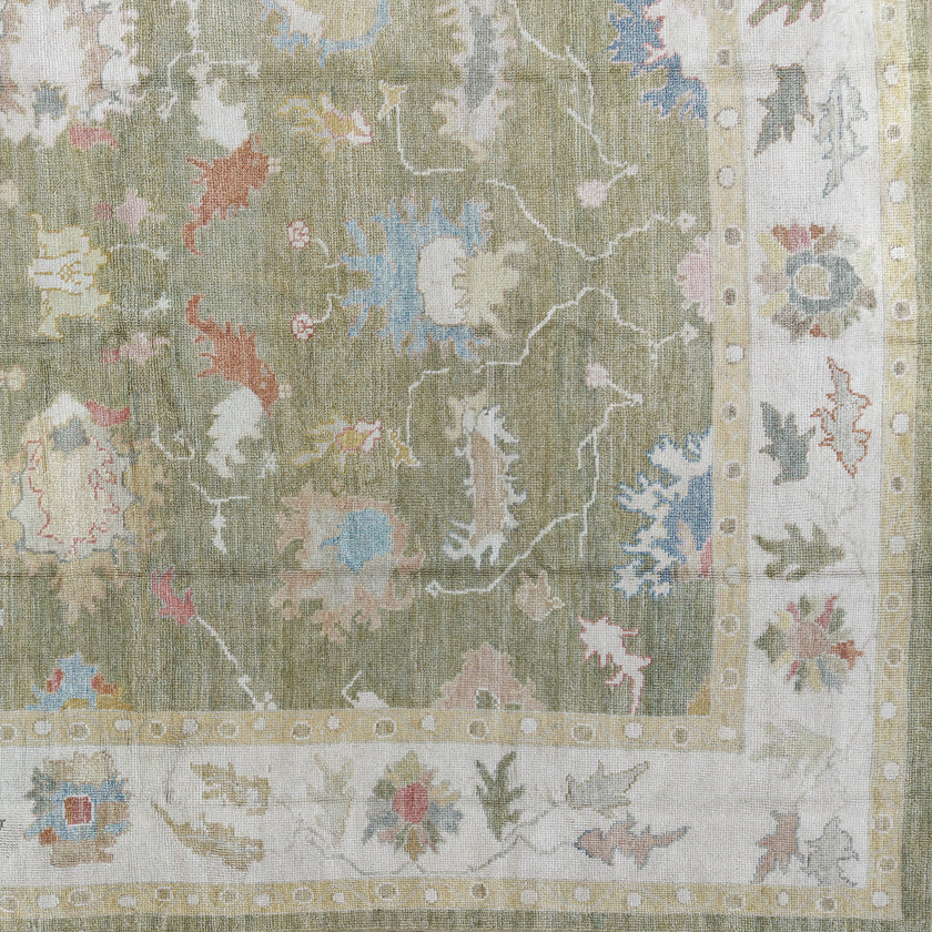 18233 Handwoven Rug 9'2 x 12'1