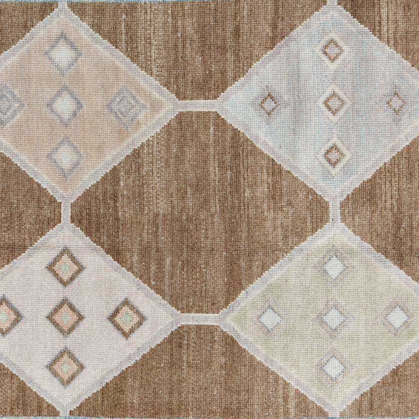 18239 Handwoven Rug 5'11 x 11'7