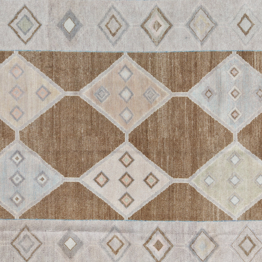 18239 Handwoven Rug 5'11 x 11'7