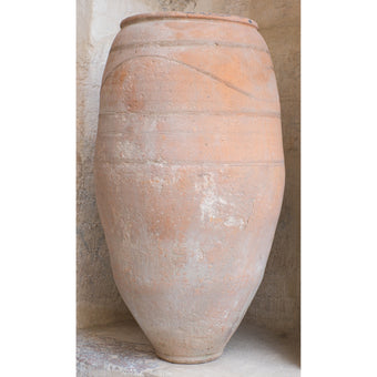 Olive Jar 261 (27x47)