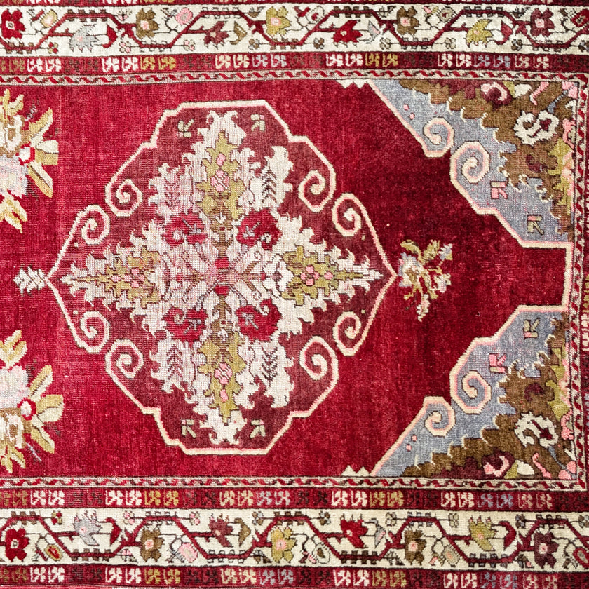 325 Handwoven Vintage Rug 3’3 x 10’3