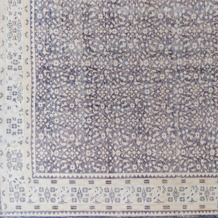 3263 Handwoven Vintage Rug 6’9 x 10'5