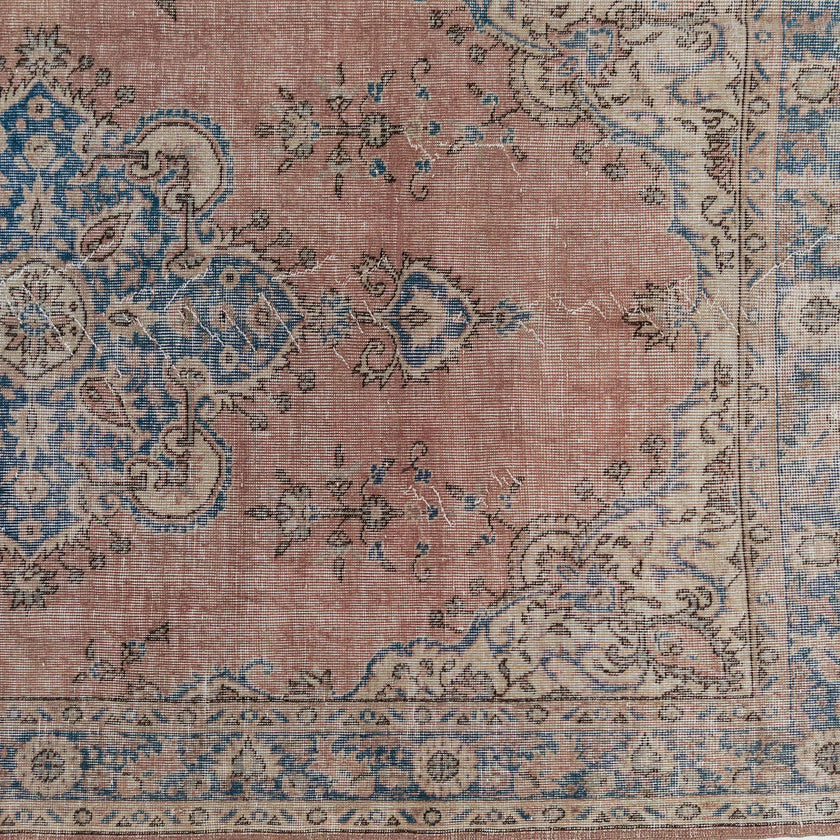 3268 Handwoven Vintage Rug 5'2 x 8'5