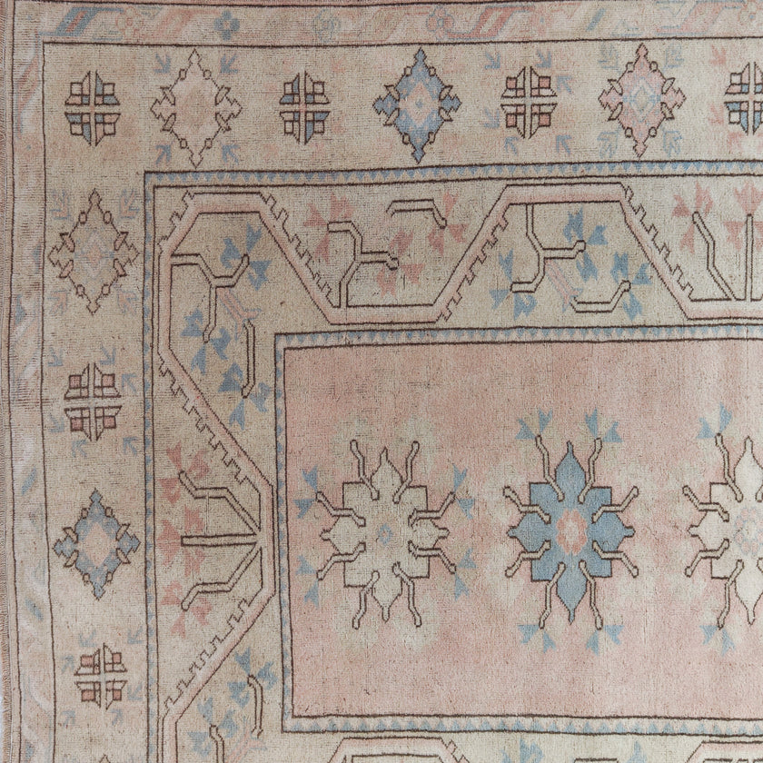 3471 Handwoven Vintage Rug 6'6 x 8'10