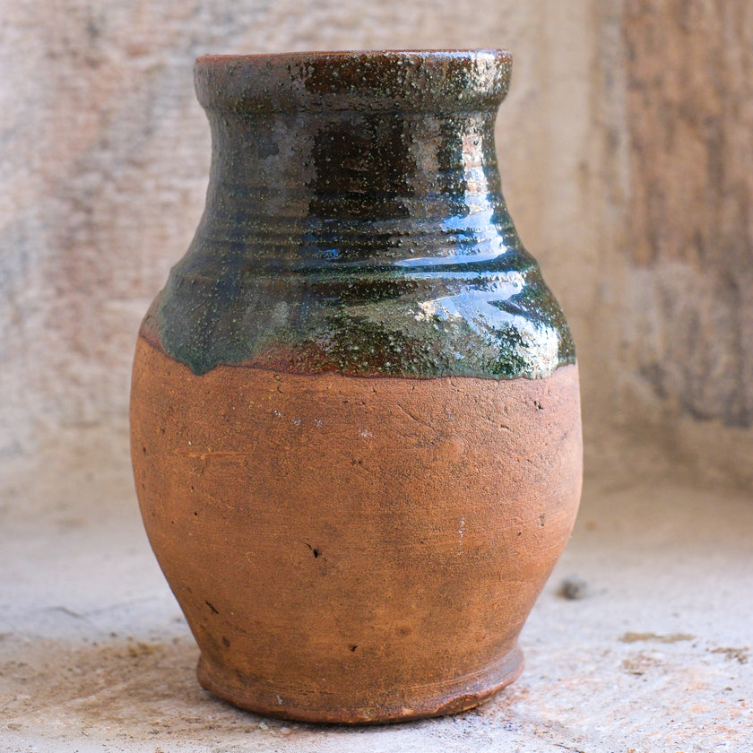 Olive Jar 362 (7x15)