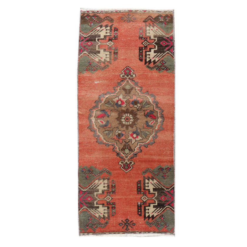 3651 Handwoven Vintage Rug 1’5x3'4