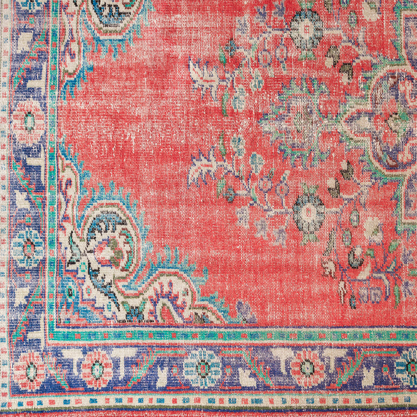 3870 Handwoven Vintage Rug 6'2 x 10'2