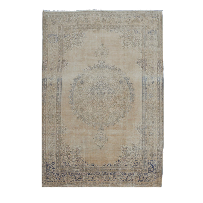 4518 Handwoven Vintage Rug 7’11x11’11